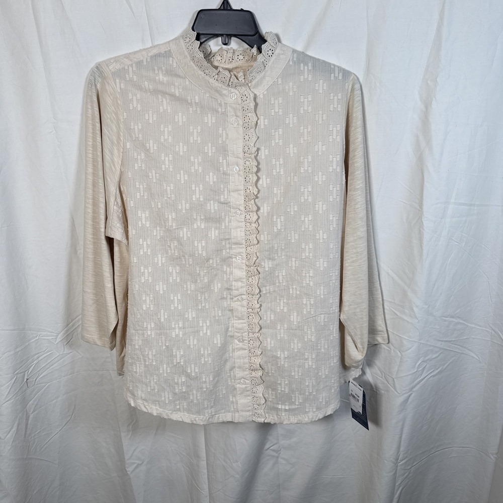 Democracy NWT Cream Lace Mock Neck Blouse‎ Button Front Long Sleeve Top Size 2X